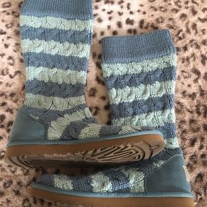 Authentic Ugg Striped Knit Boots Size 7